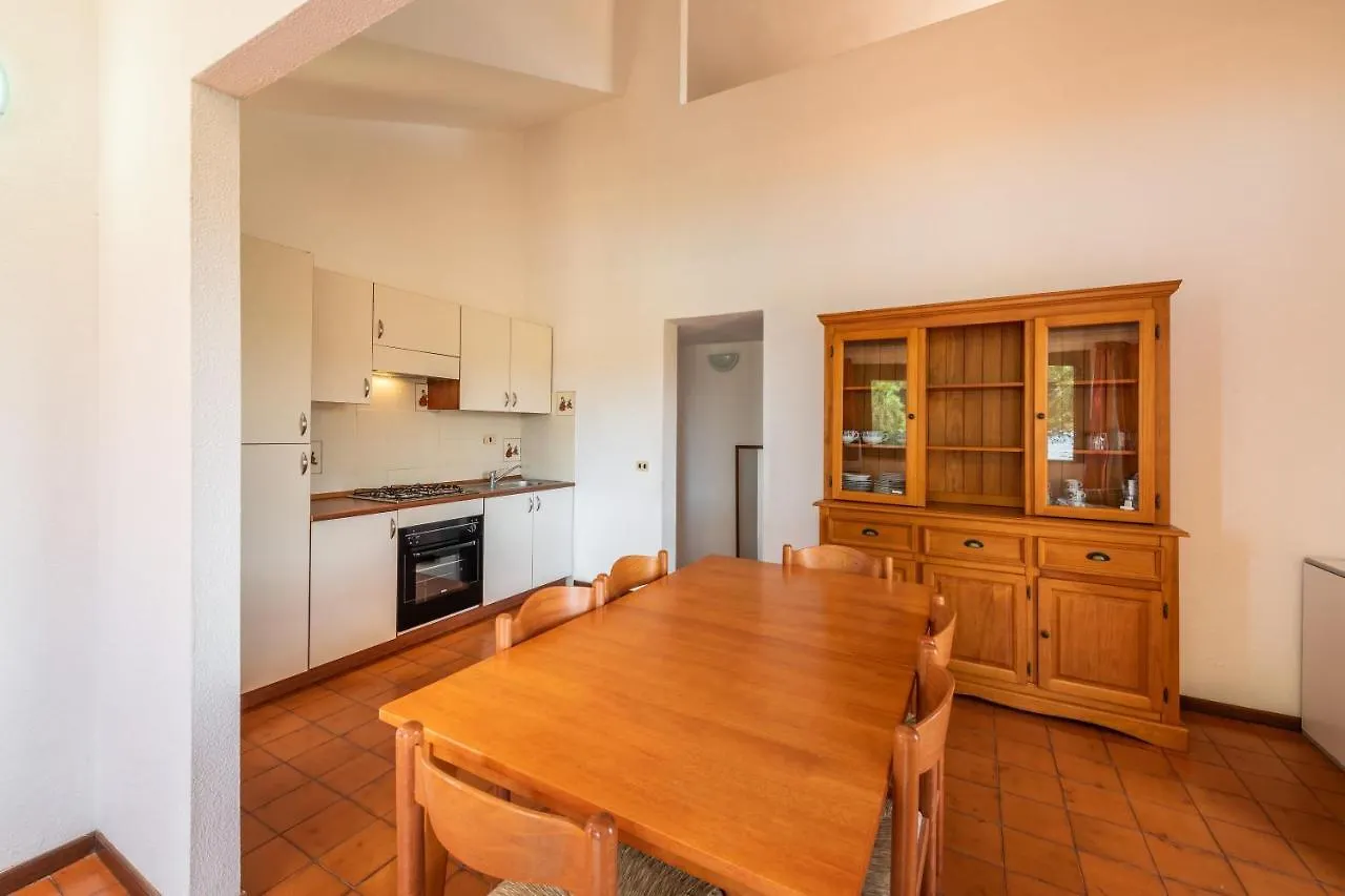 Accu Is Prezzus D Fronte Mare Apartamento Villasimius