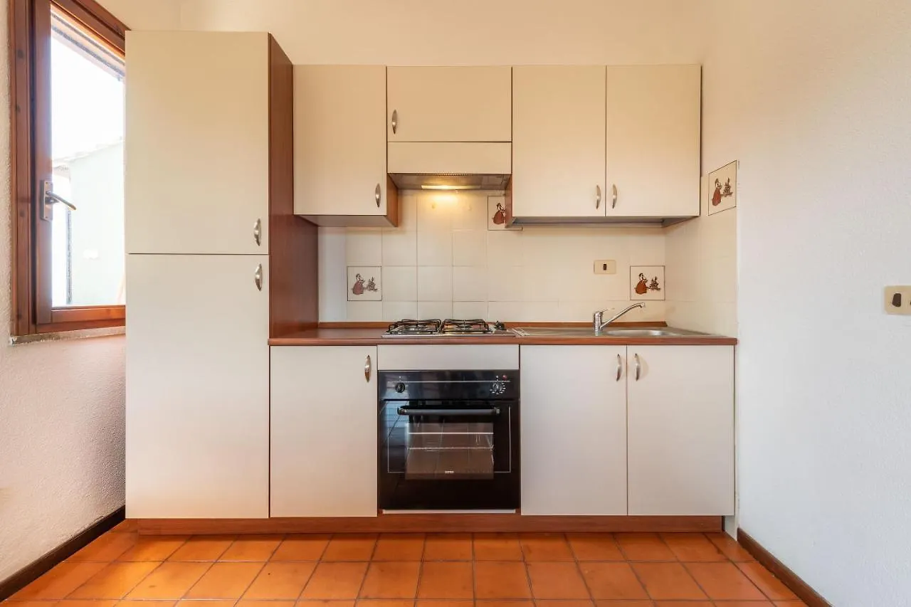 Accu Is Prezzus D Fronte Mare Apartamento Villasimius 0*,